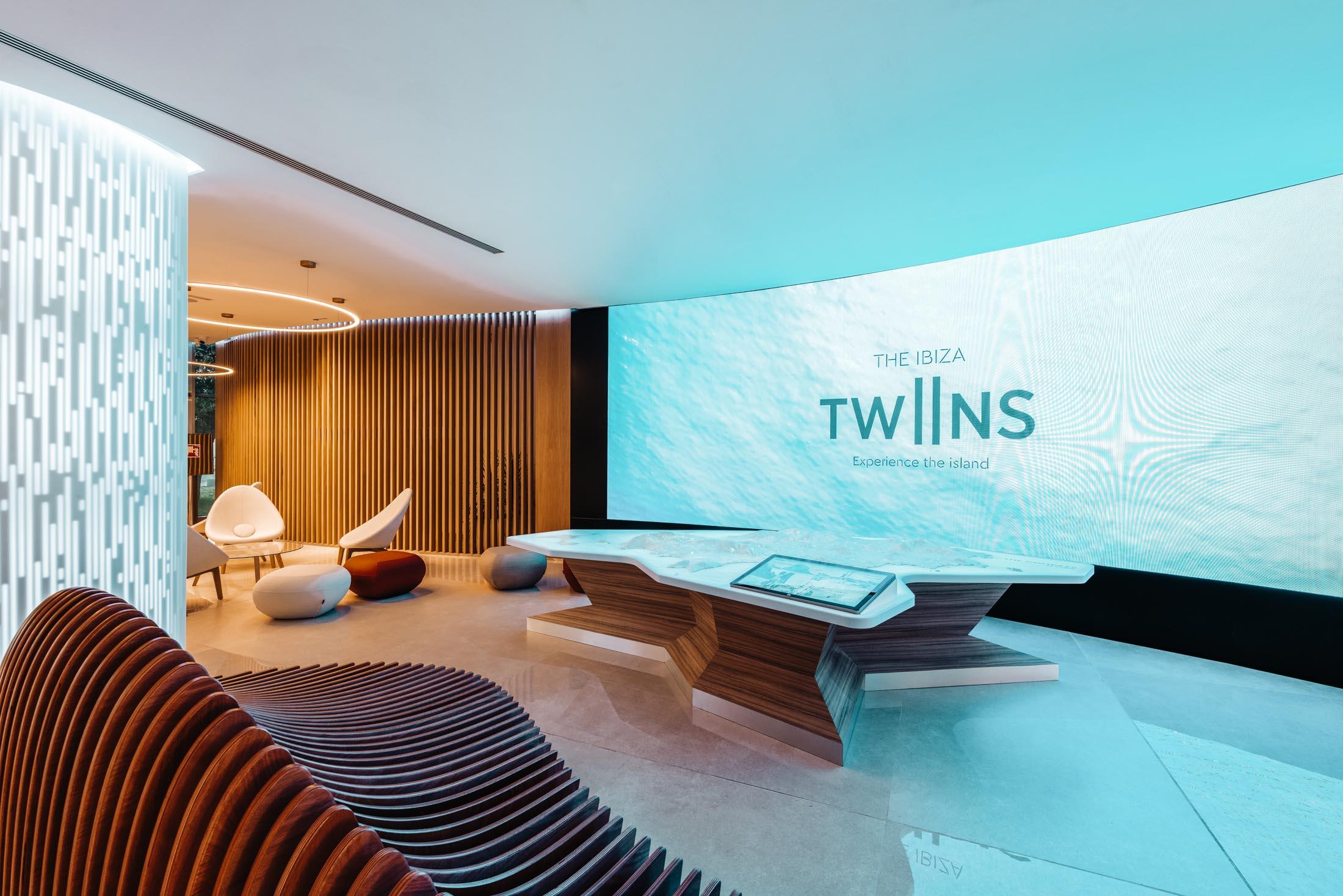 The Ibiza Twiins - 4* Sup 4* Playa d'en Bossa