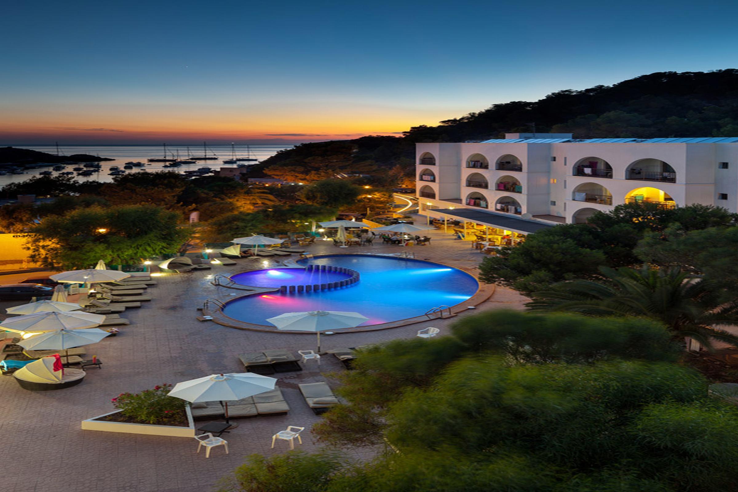 Puerto Cala Vadella 3*