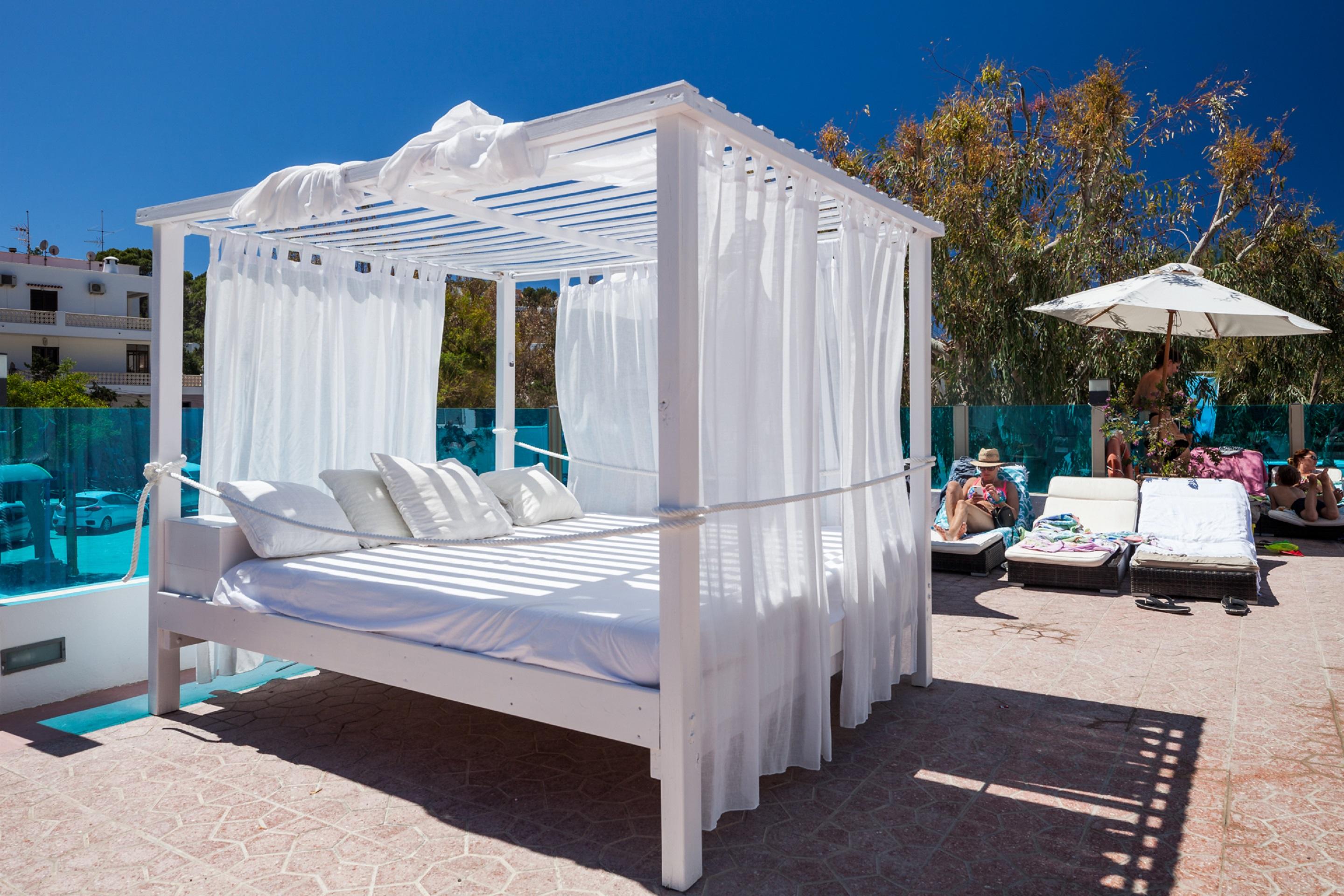 Puerto Cala Vadella Aparthotel