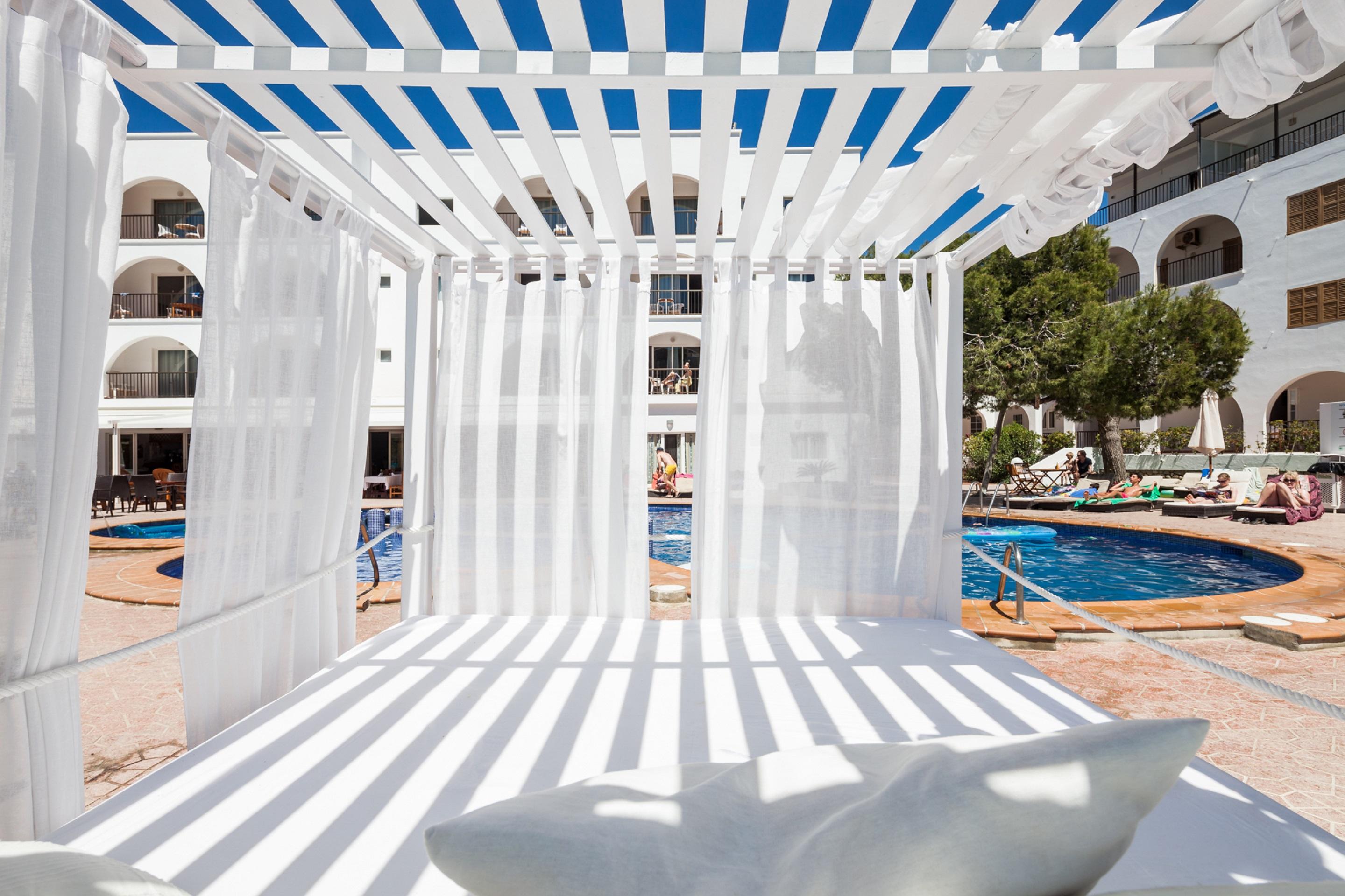 Puerto Cala Vadella Aparthotel 3*