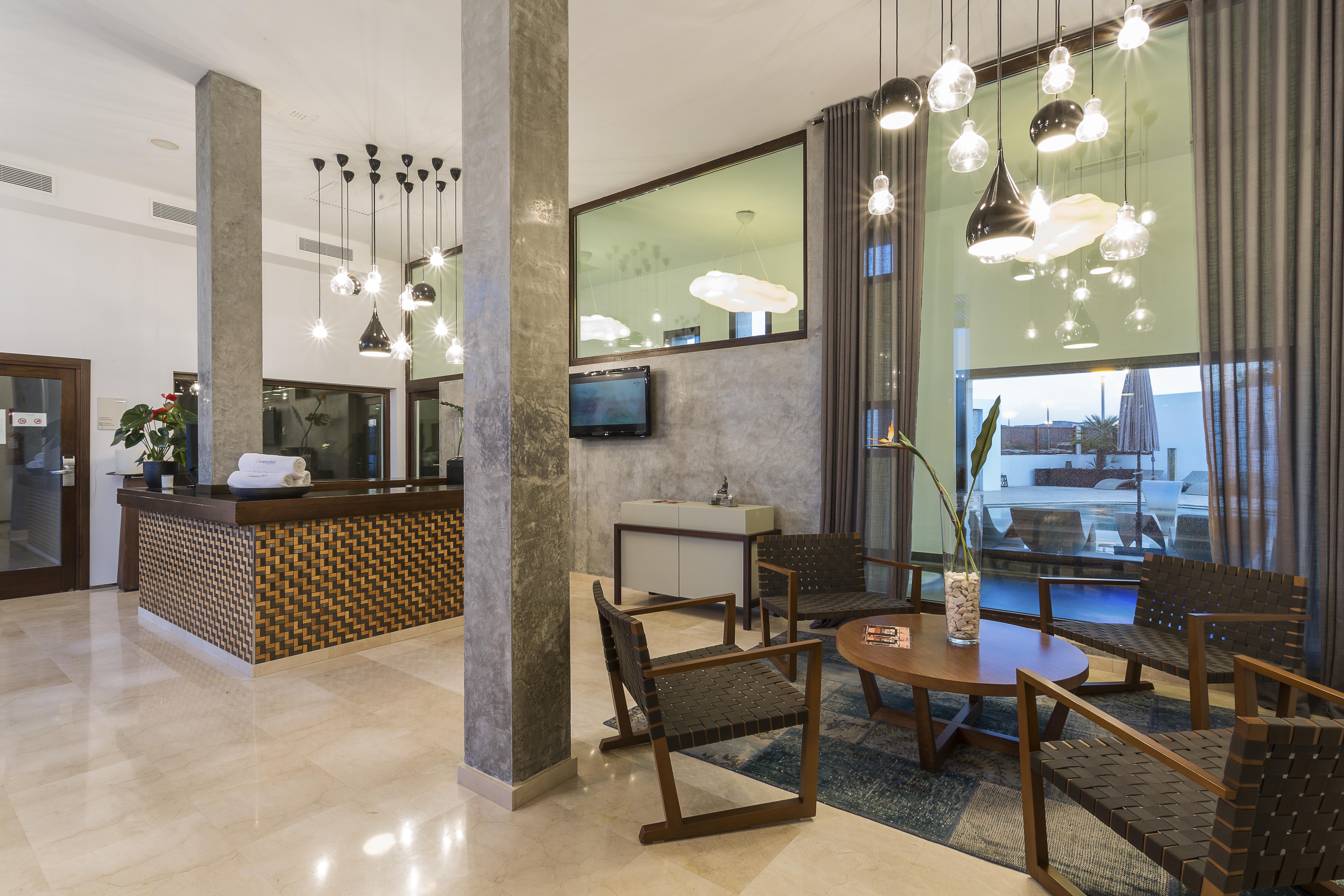 Grand Palladium White Island & 5* Playa d'en Bossa