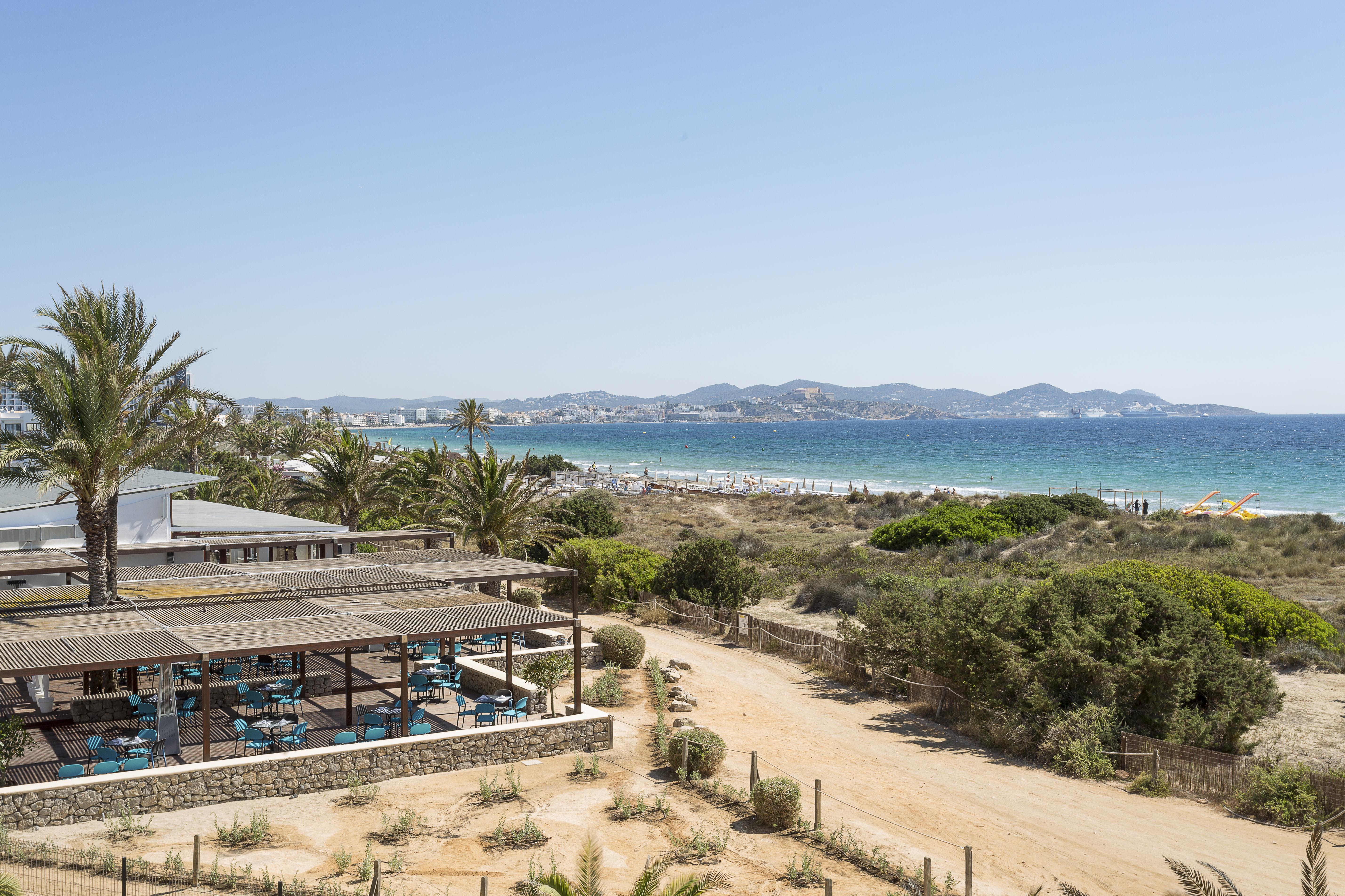 Grand Palladium White Island & 5* Playa d'en Bossa