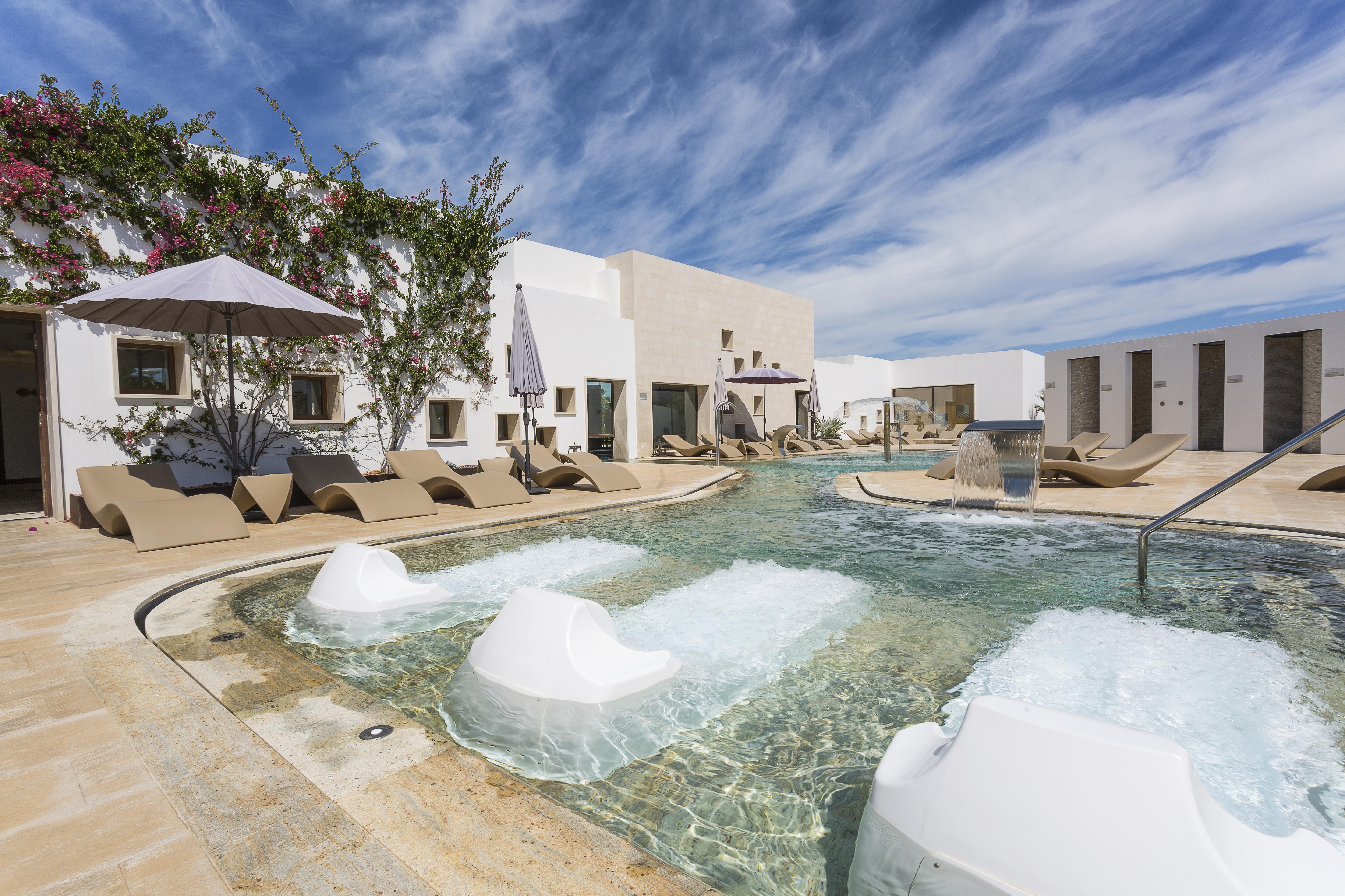 Grand Palladium White Island & Hotel Playa d'en Bossa