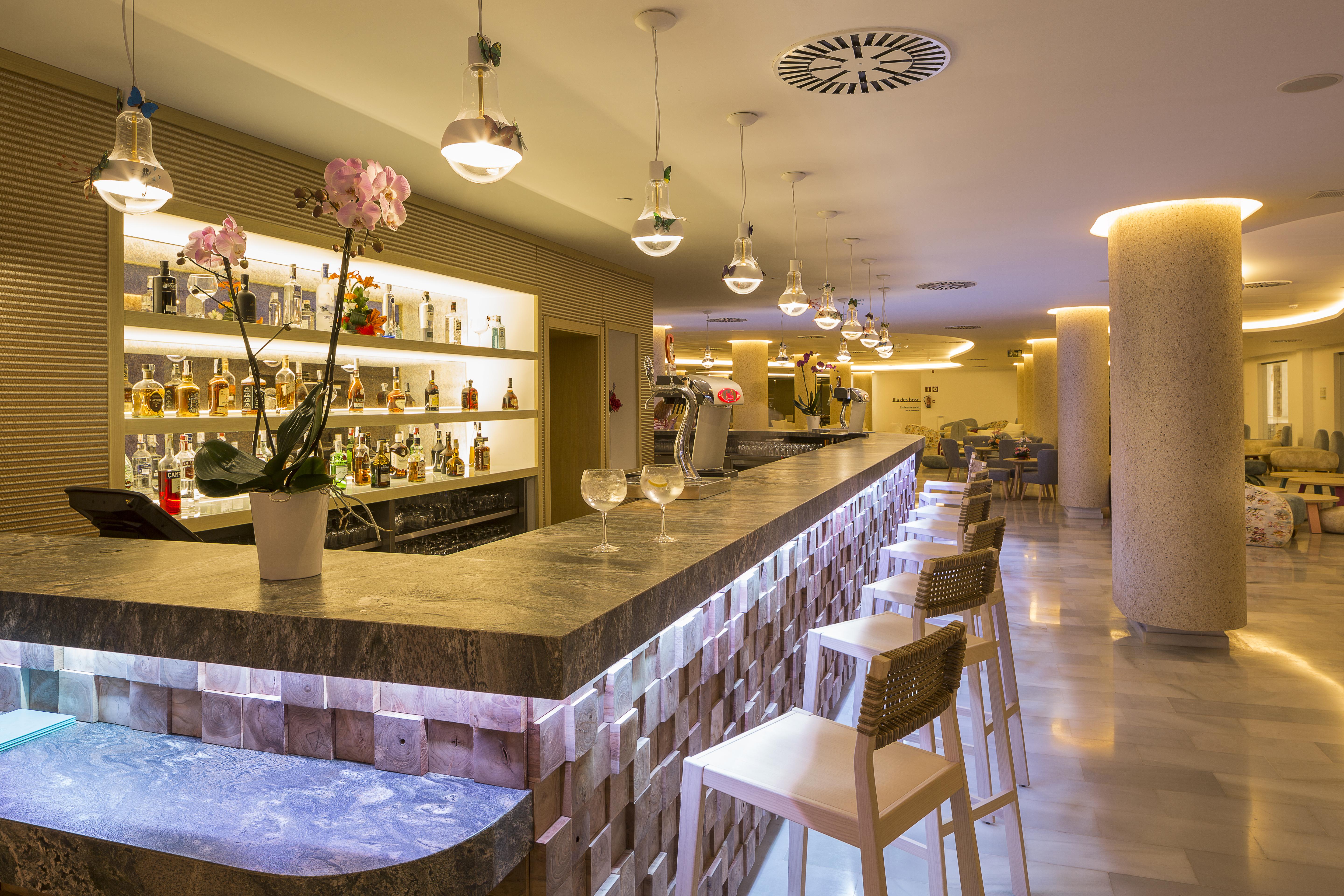 Hotel Grand Palladium White Island & Playa d'en Bossa