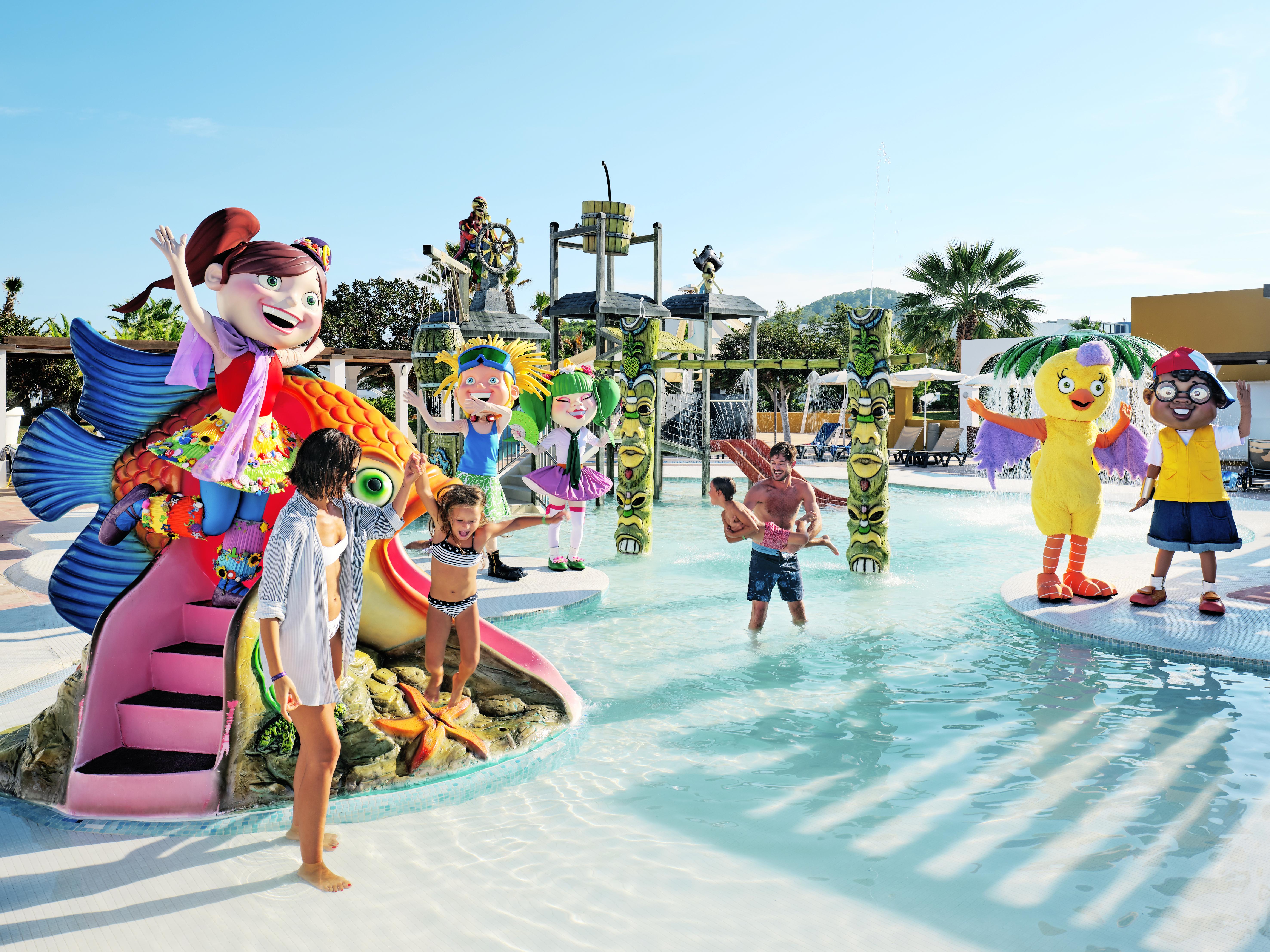 Hotel Grand Palladium White Island & 5*
