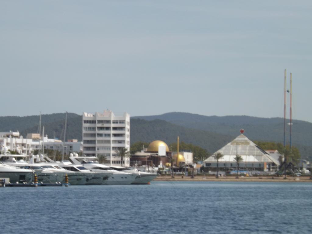 Premium Cafe Del Mar *