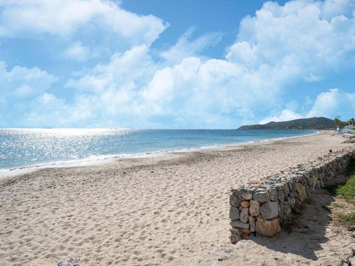 Belvilla By Oyo Beachfront Apartamento