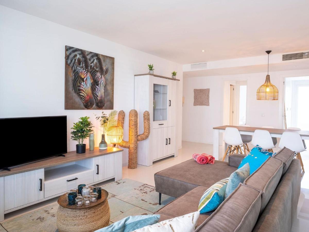 Belvilla By Oyo Beachfront *