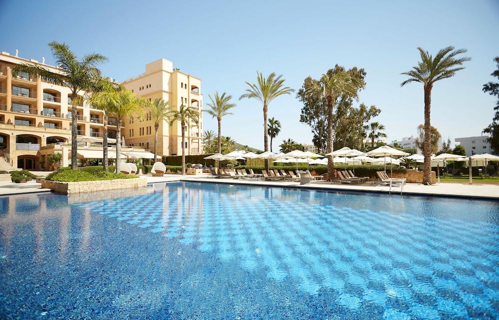 Insotel Fenicia Prestige & 5* Santa Eulária des Riu