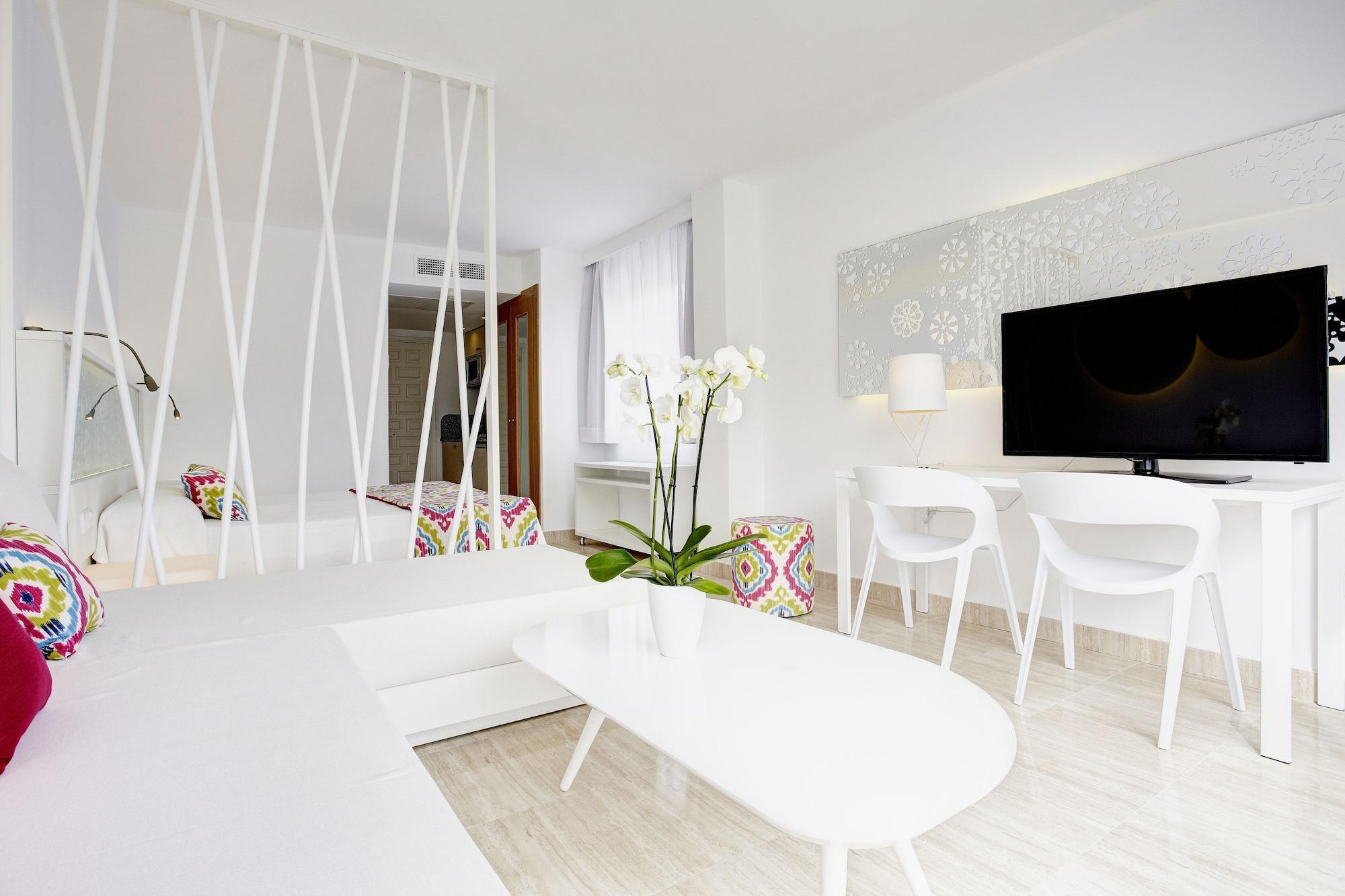 Grupotel Ibiza - Adults Only 4* Portinatx