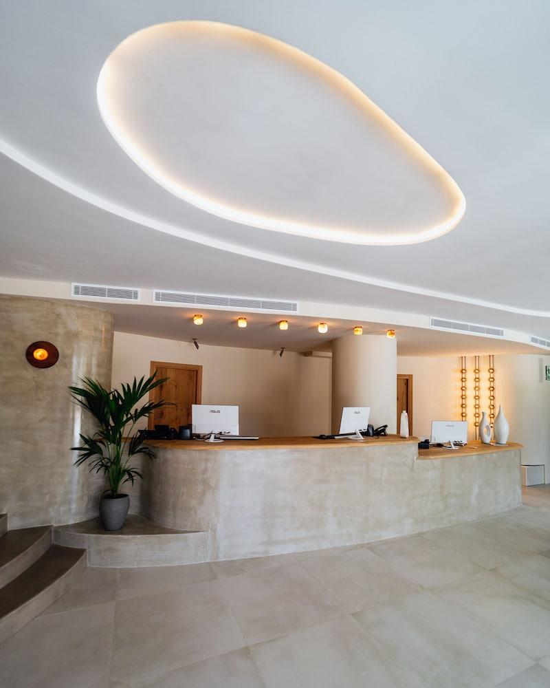 Hotel Pacha Ibiza Town