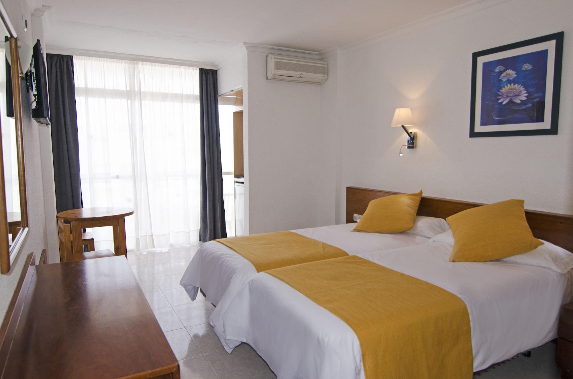 Vibra Bay Aparthotel San Antonio (Ibiza)