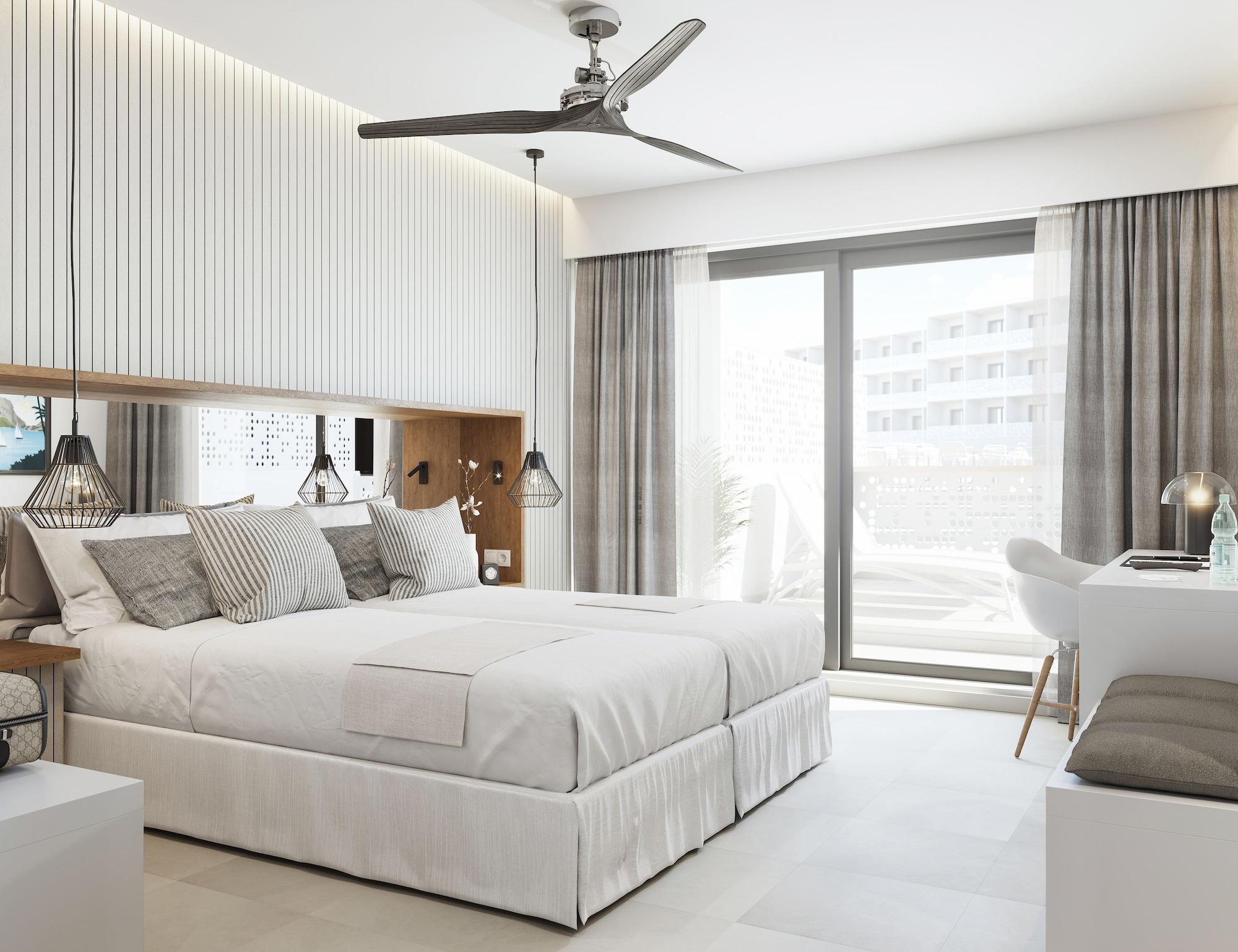 Vibra Mare Nostrum Hotel 3*