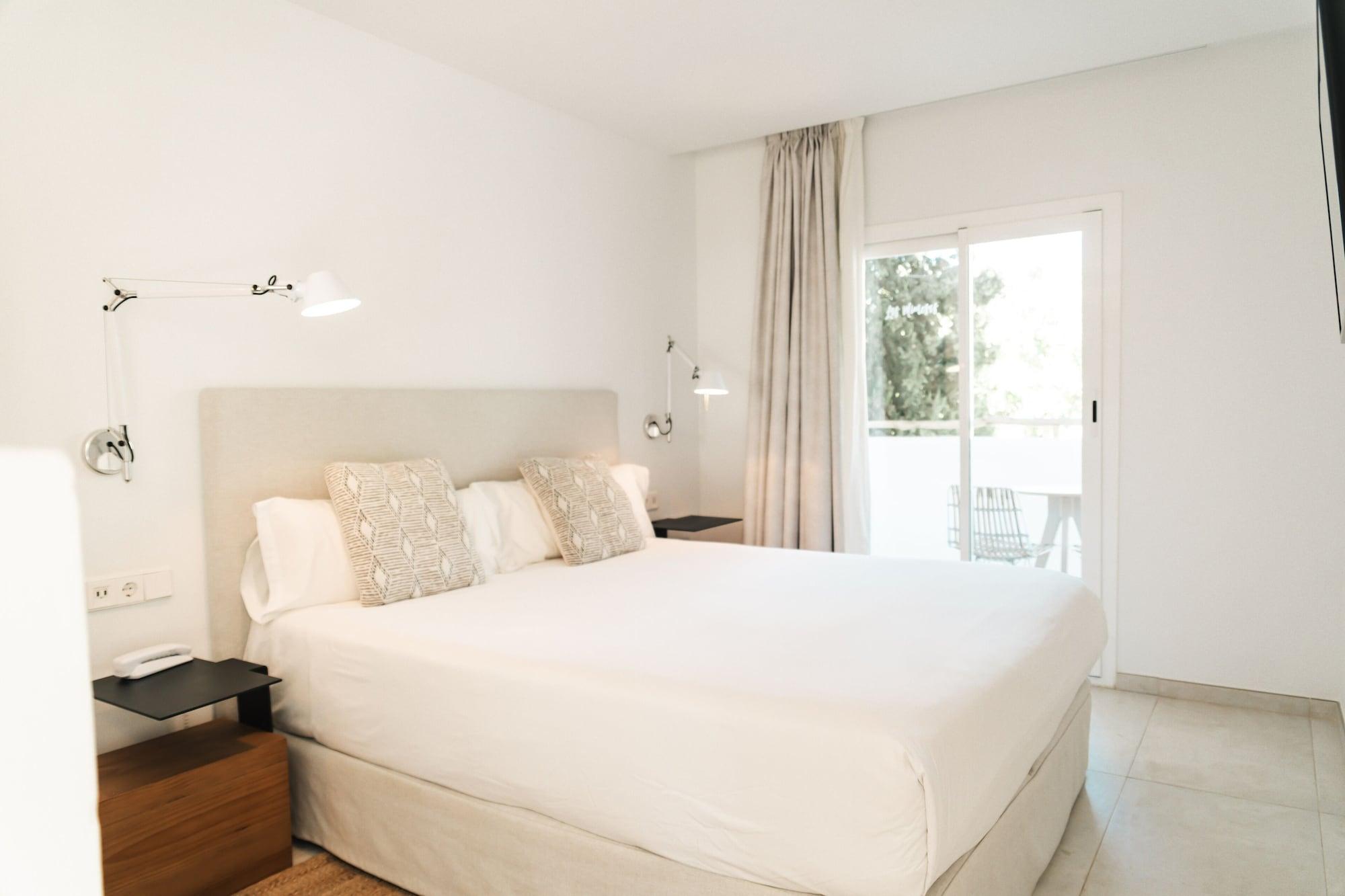 Hotel Boutique & Mimosas Ibiza (adults Only)