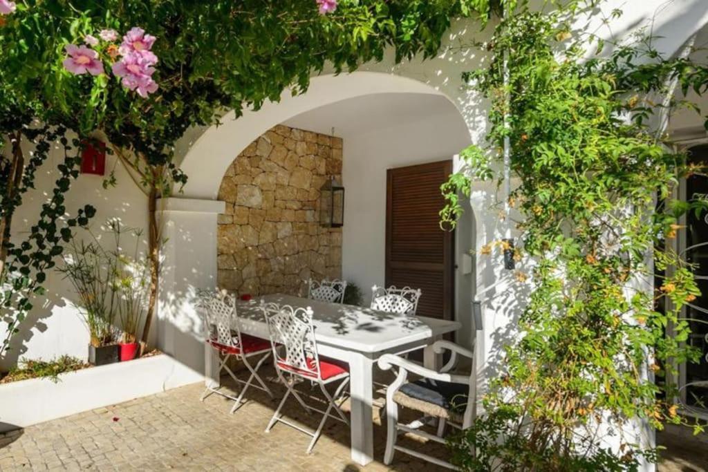 Stylish Ibiza Villa Near Beaches Private Pool & Lush Garden
