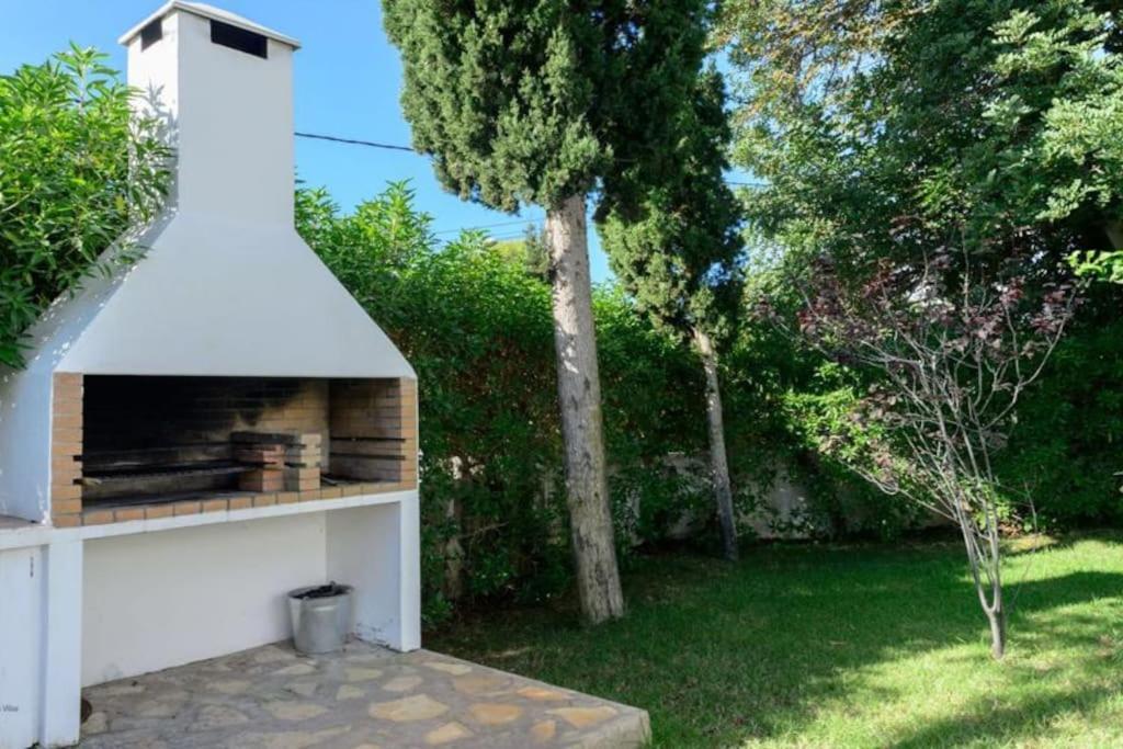 Stylish Ibiza Villa Near Beaches Private Pool & Lush Garden Villa *