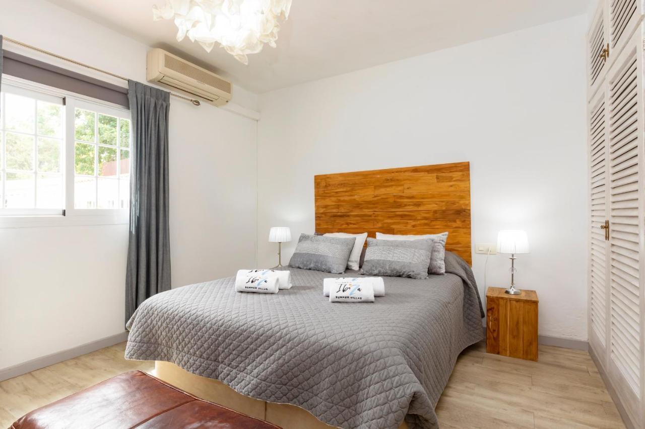 In Ibiza Town With Private Pool, Sleeps 10 Villa *