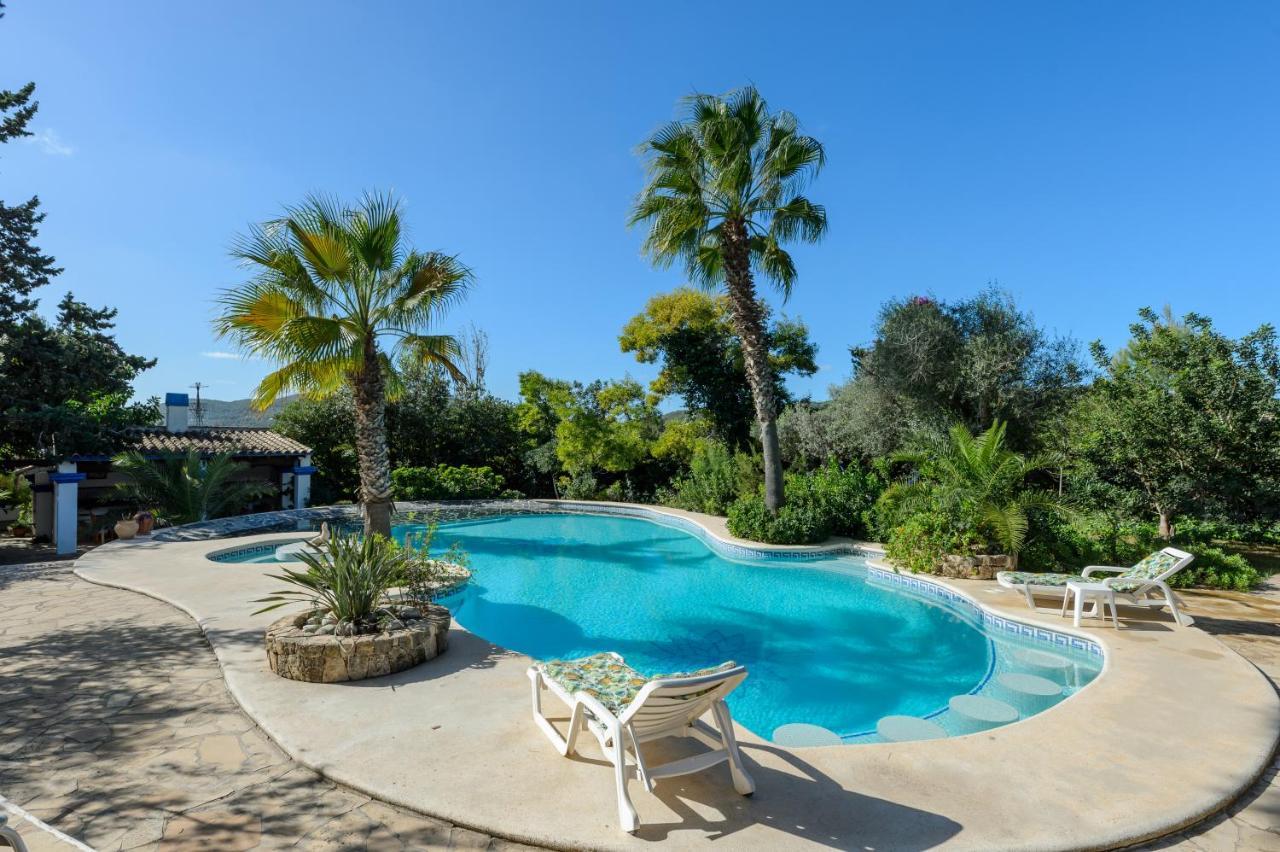 Sarrio Villa *