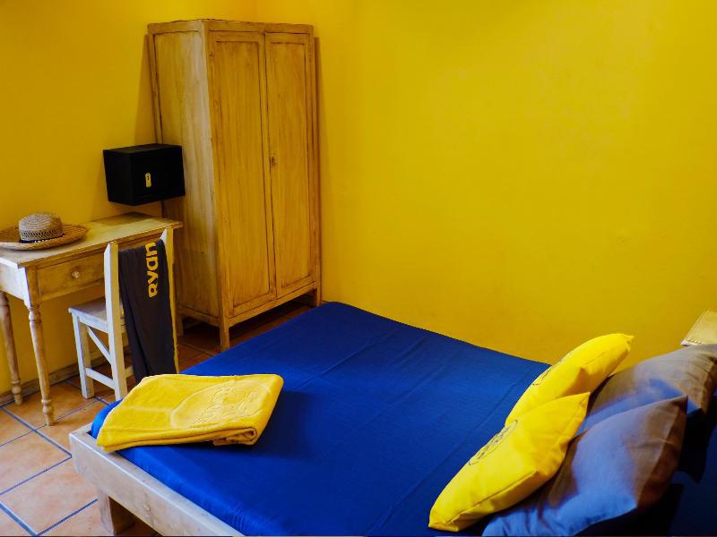 Ten Hostel