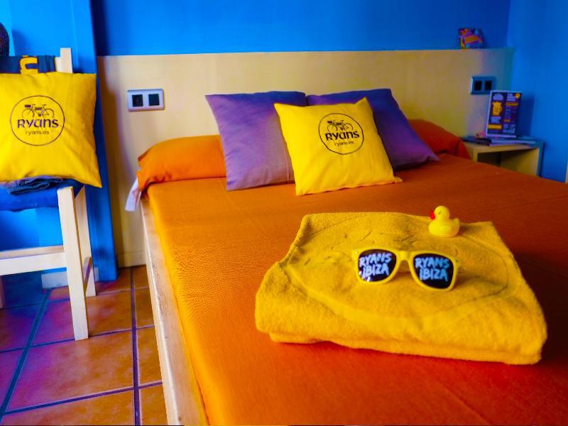 Ten Hostel