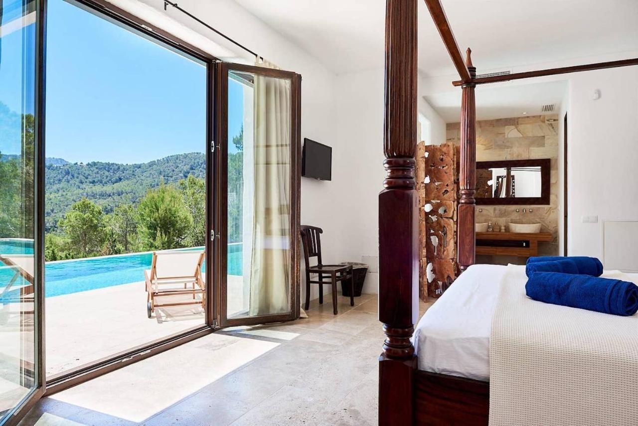 Vista De Muntanya Luxury Villa: Exclusive Beachside Retreat Sant Josep de sa Talaia