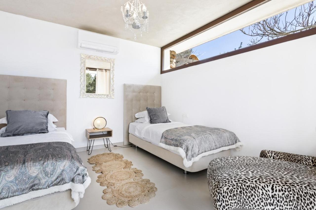 Villa Ivy - San Carlos *