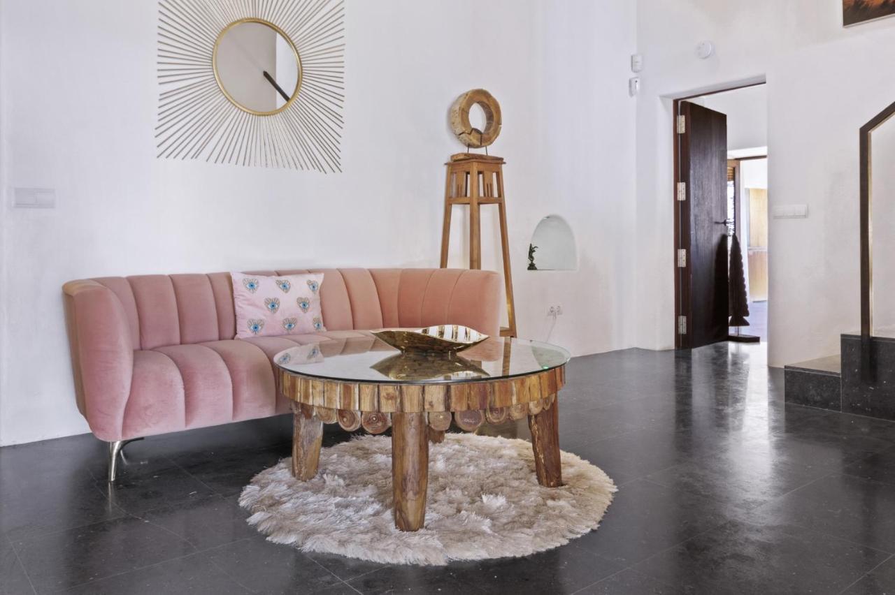 Villa Ivy - San Carlos *