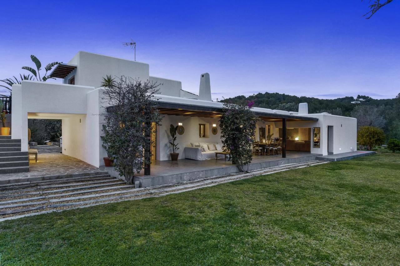 Villa Ivy - San Carlos