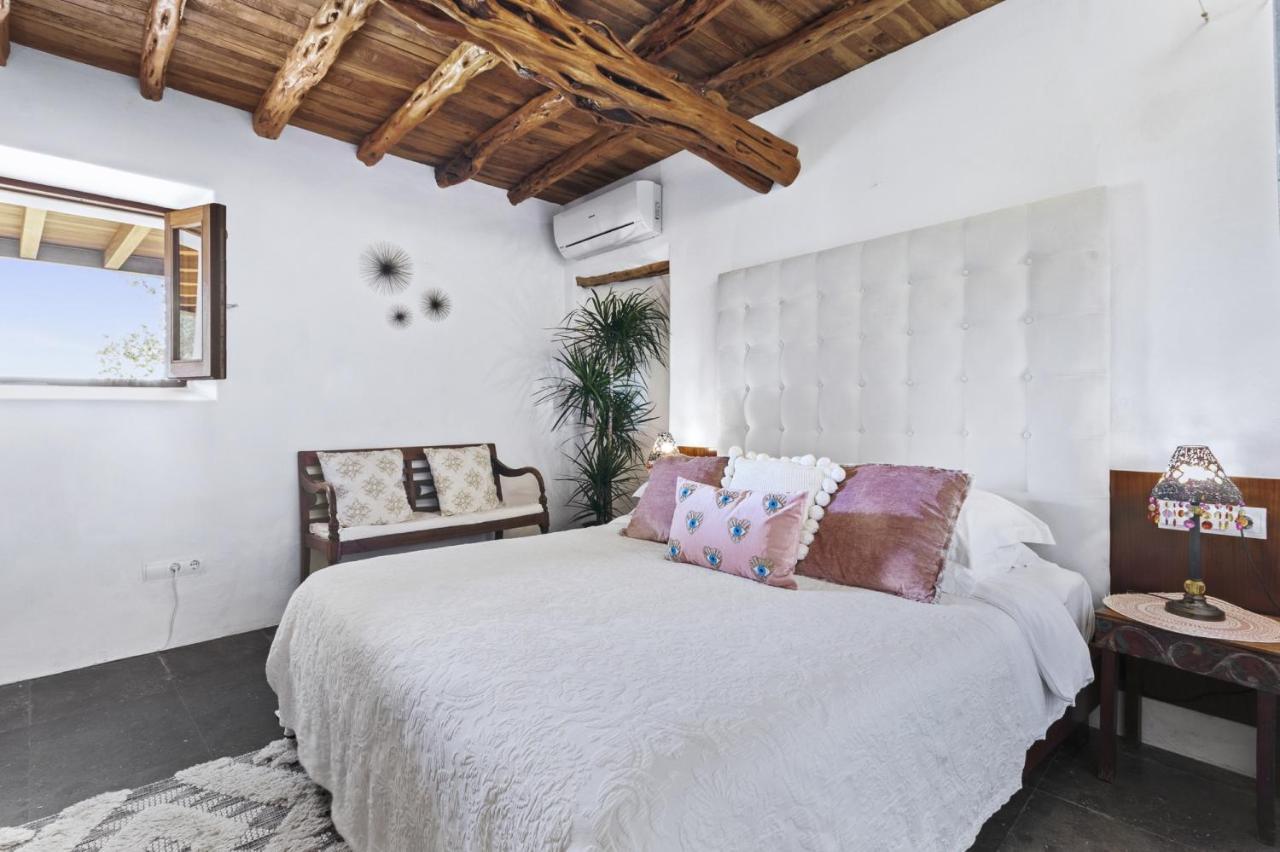 Ivy - San Carlos Villa