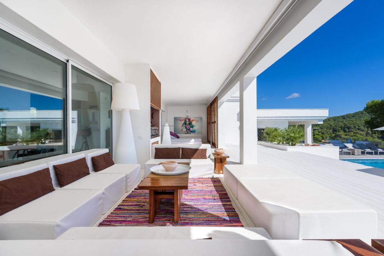 Casa Blanca Jondal: Ibiza Seaview With Gym And Outdoor Kitchen Villa