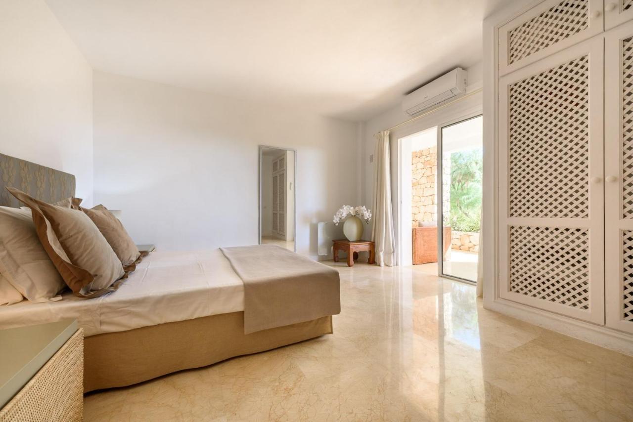 Villa Casa Blanca Jondal: Ibiza Seaview With Gym And Outdoor Kitchen *