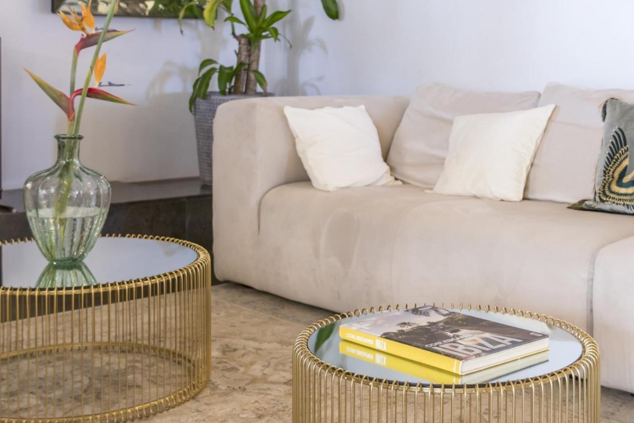 Ravishing Ibiza Cel Blau 9 Bedrooms Private Pool Beautiful Country Views Santa Eulalia *