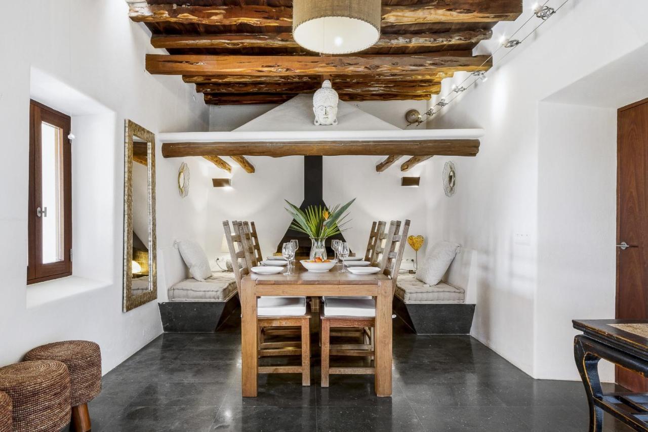 Ravishing Ibiza Cel Blau 9 Bedrooms Private Pool Beautiful Country Views Santa Eulalia Villa