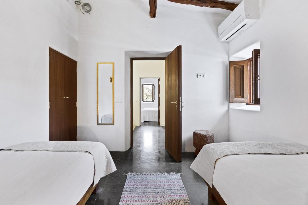 Ravishing Ibiza Cel Blau 9 Bedrooms Private Pool Beautiful Country Views Santa Eulalia *