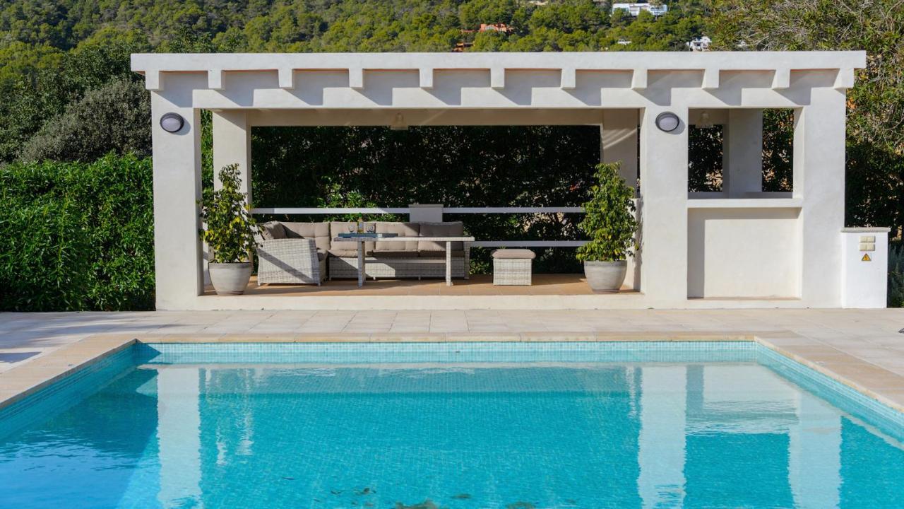 Town Villa *
