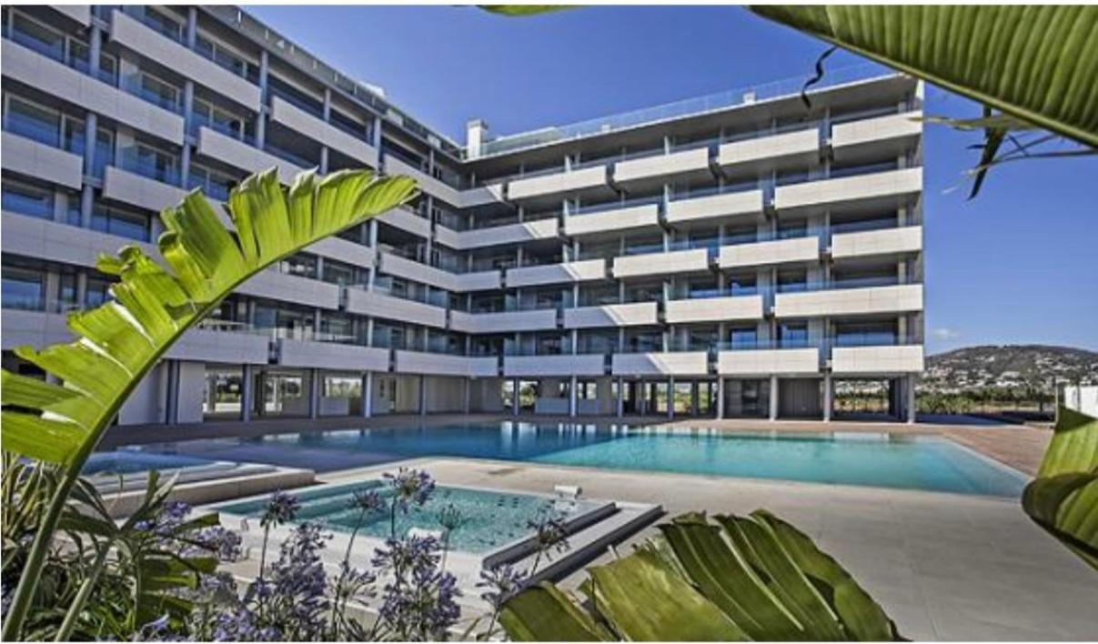 Remarkable 3 Bedroom In Eivissa Apartamento Cidade de Ibiza
