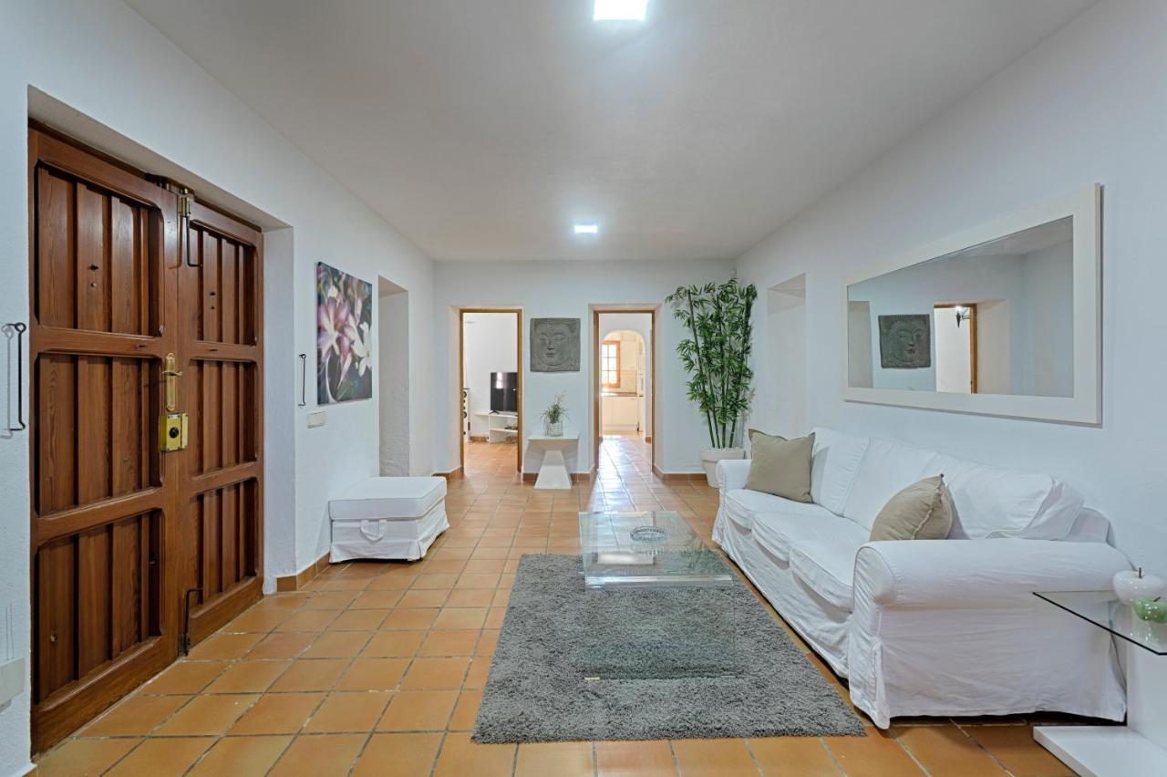 Simona Ibiza *