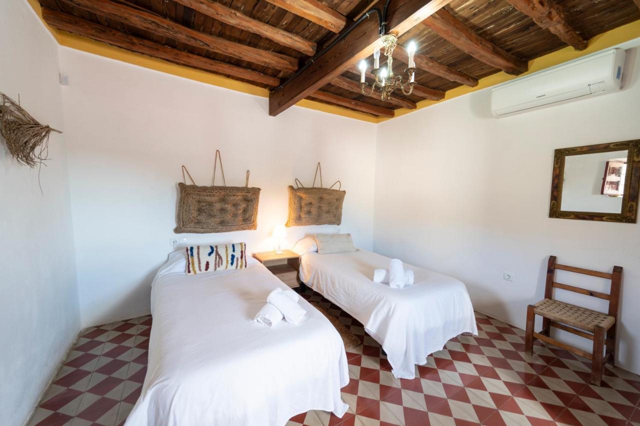 Country & Sea Villa *