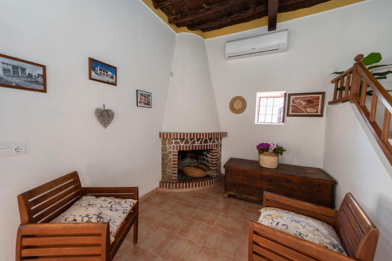 Country & Sea Villa *