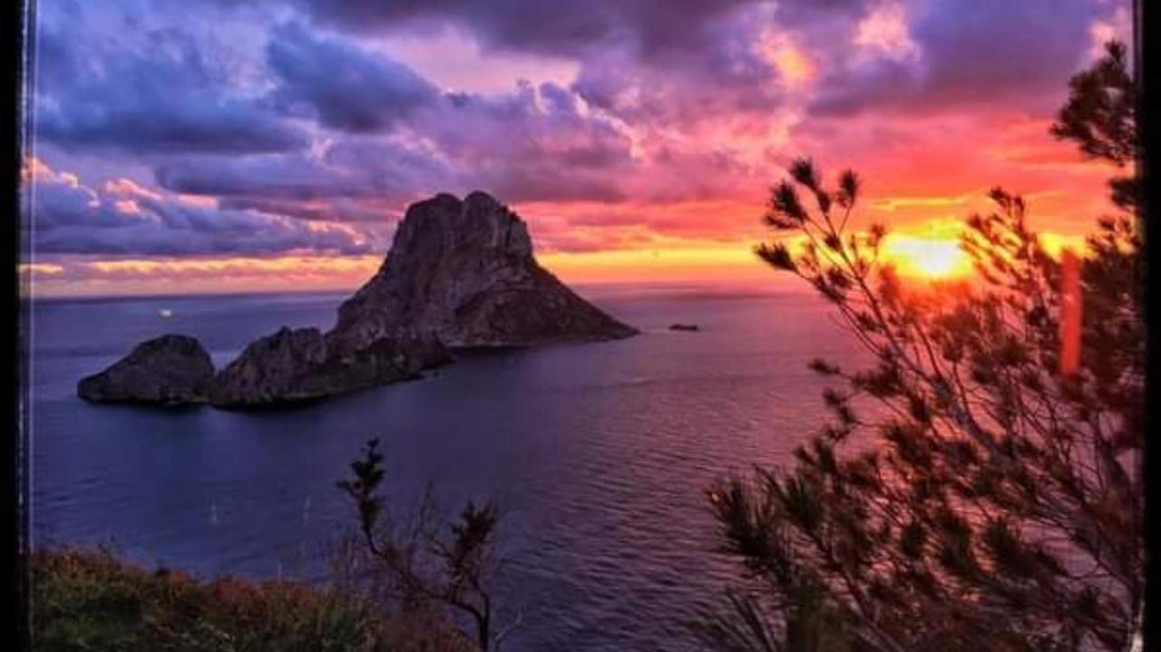 Pirats Des Vedra Cala Vadella (Ibiza)