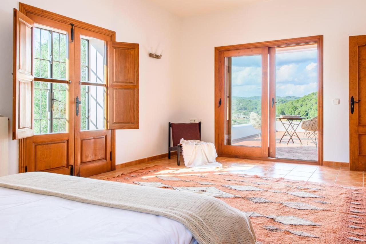 7 Bedroom With Pool - 5mins Walk To Cala Llonga - Ramon Cala Llonga (Ibiza)