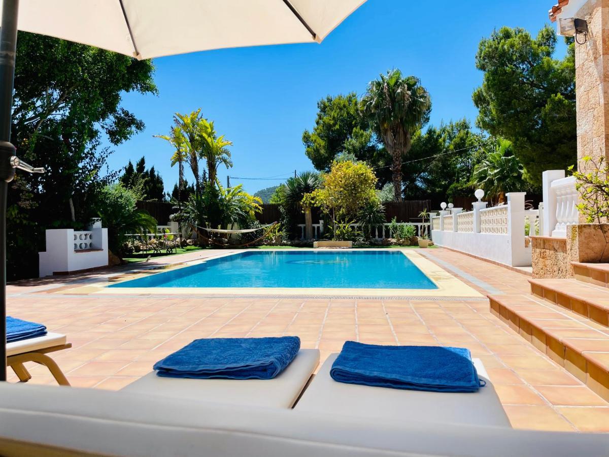 Villa Con Piscina Gigante *