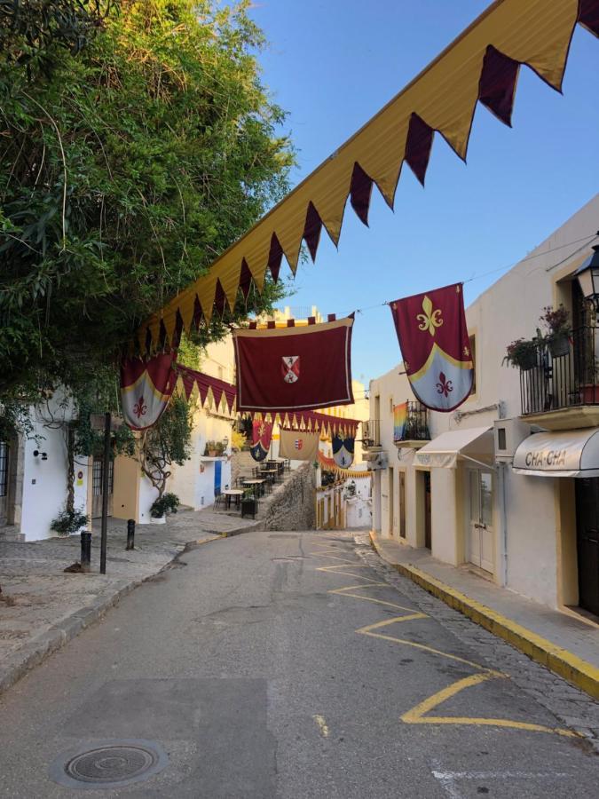 Private Can Bes, Dalt Vila *