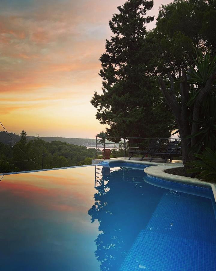 Cala Xuclar Villa
