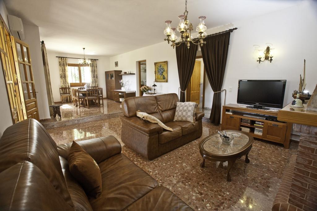 Holiday S'hort Des Baladres Vakantiehuis Santa Eularia des Riu