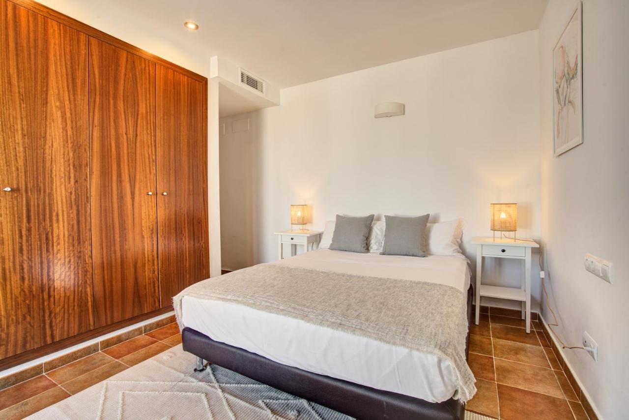 Agua Ibiza - Fantastic With Pool & Bbq Villa