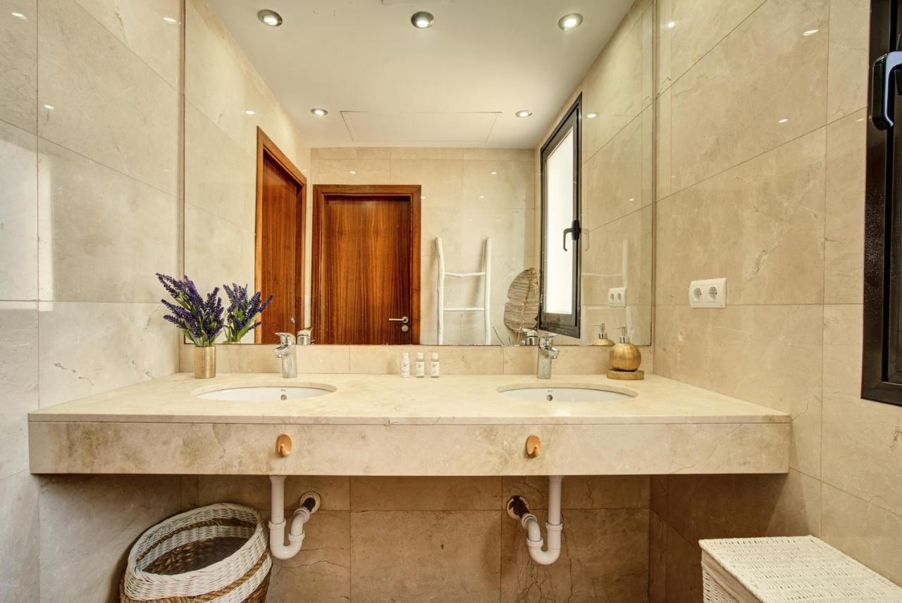 Agua Ibiza - Fantastic With Pool & Bbq Villa *