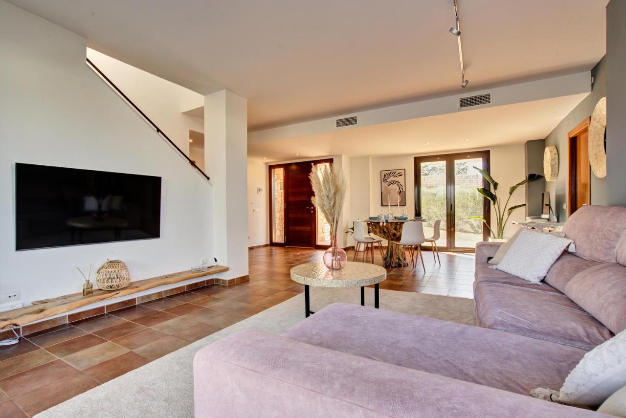 Villa Agua Ibiza - Fantastic With Pool & Bbq Sant Josep de sa Talaia