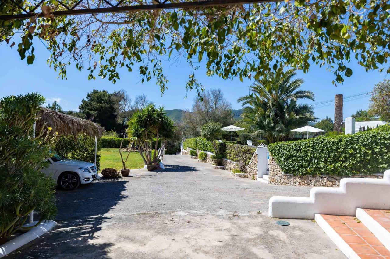 Puig Blanc Villa *
