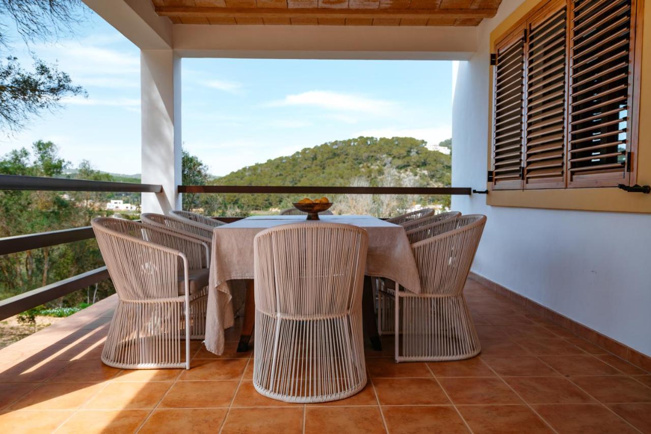 7 Bedroom With Pool - 5mins Walk To Cala Llonga - Ramon Villa *